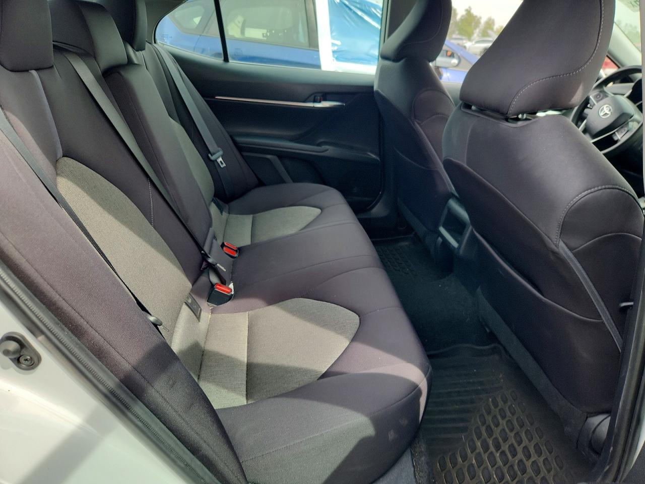 2022 TOYOTA CAMRY LE photo 19