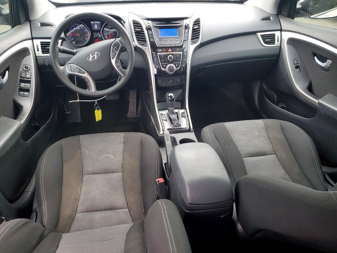 2016 HYUNDAI ELANTRA GT BASE photo 15