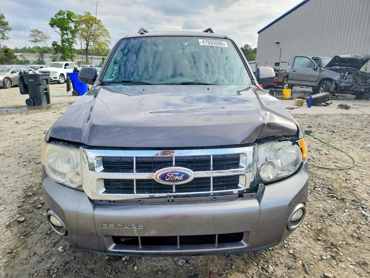 2012 FORD ESCAPE XLT photo 5