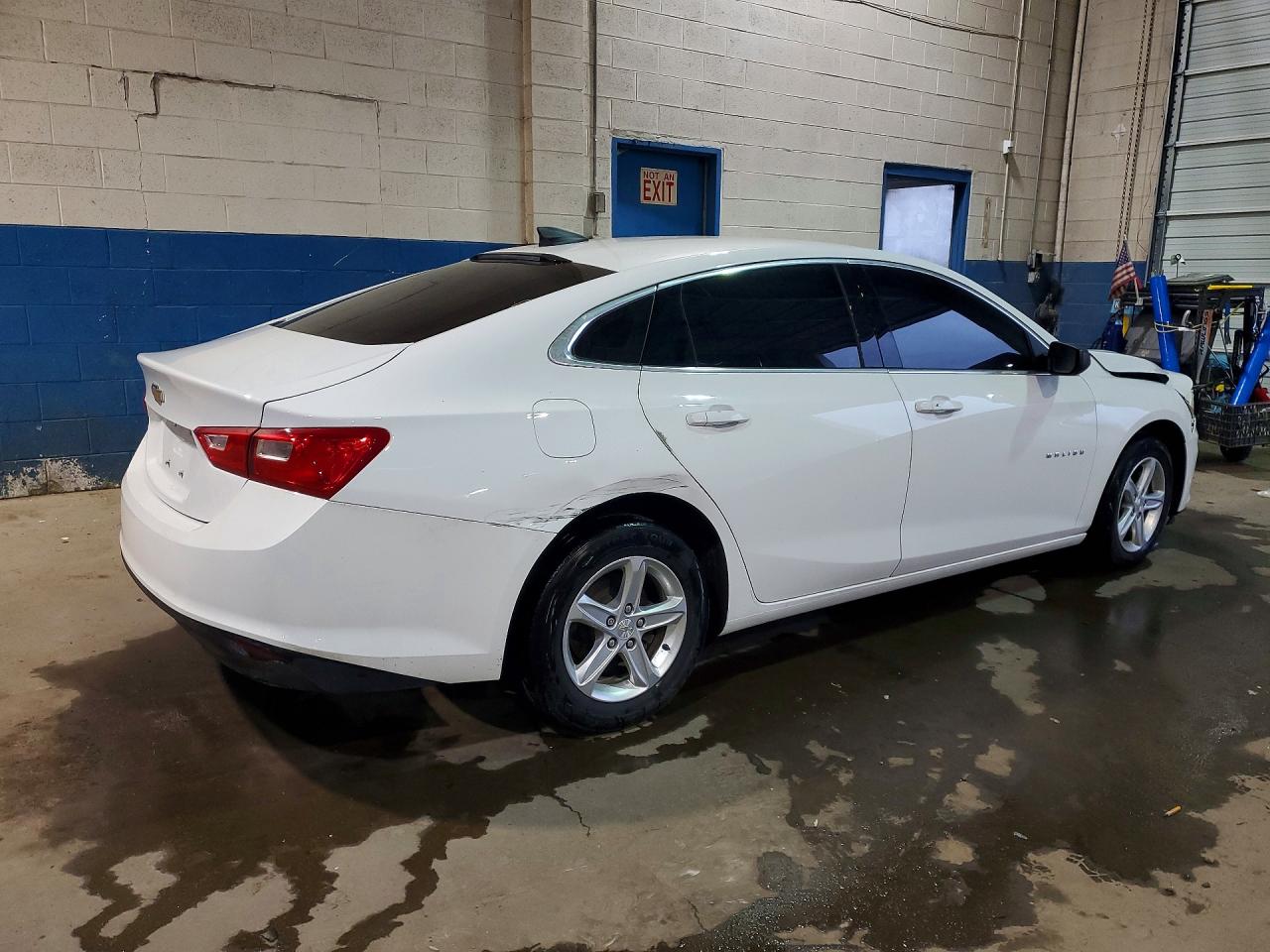 2022 CHEVROLET MALIBU LS photo 5