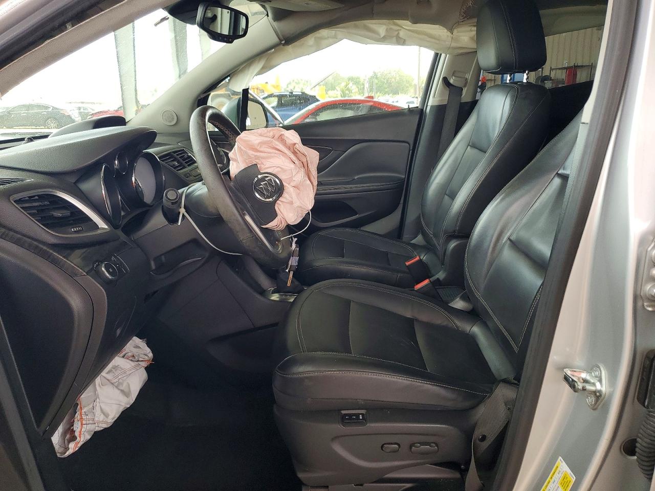 2015 BUICK ENCORE PREMIUM photo 13
