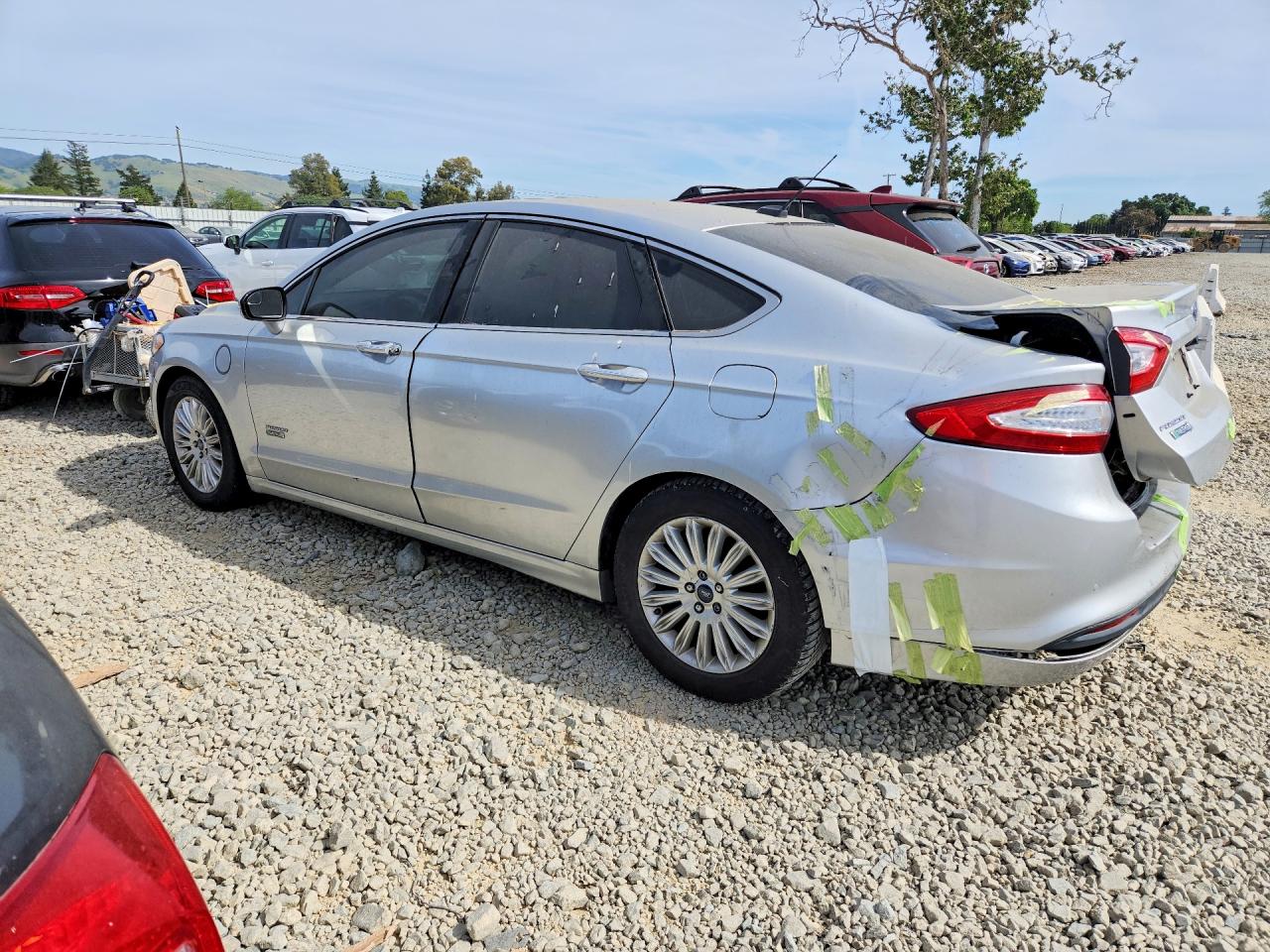 2014 FORD FUSION SE PHEV photo 2