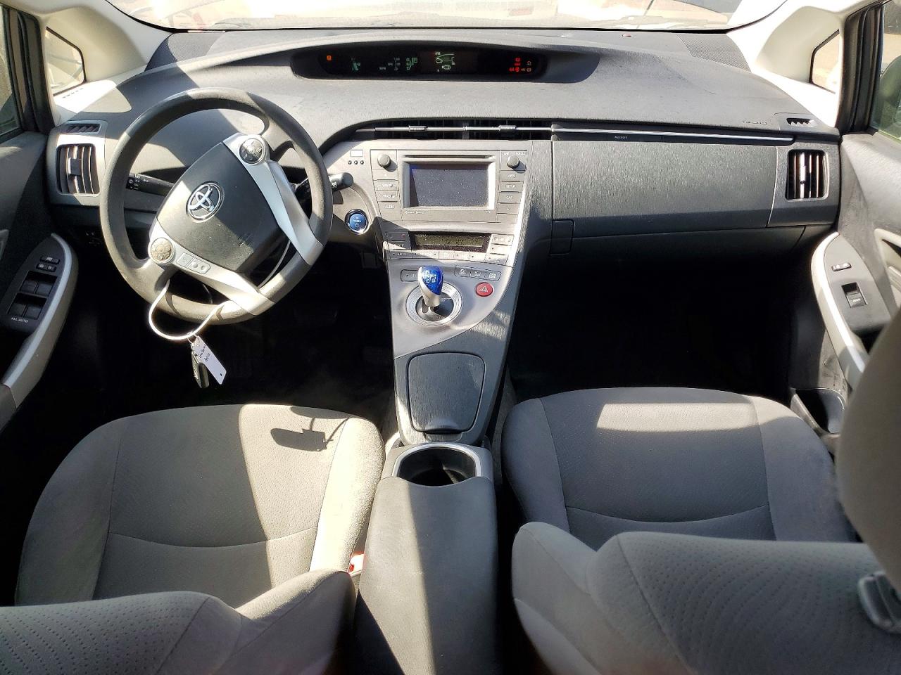 2013 TOYOTA PRIUS THREE photo 15