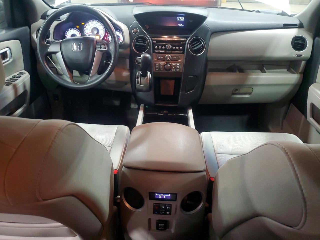 2012 HONDA PILOT LX photo 15