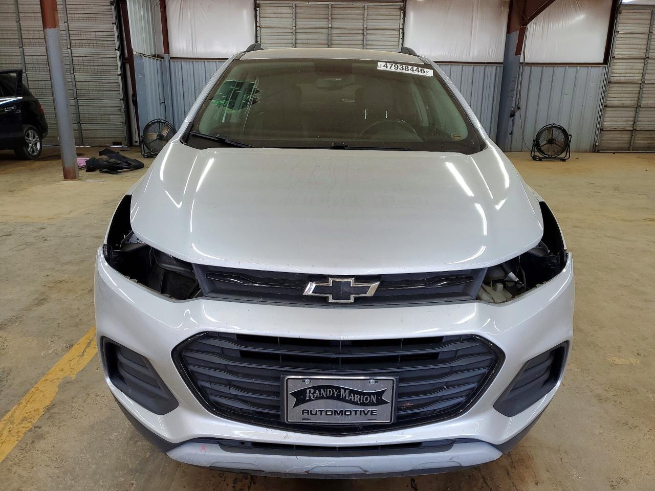 2018 CHEVROLET TRAX 1LT photo 5