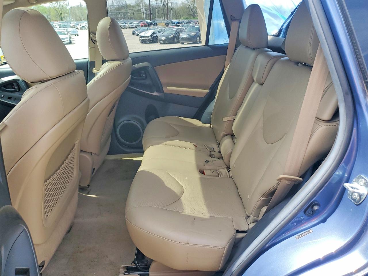 2012 TOYOTA RAV4 LIMITED photo 11