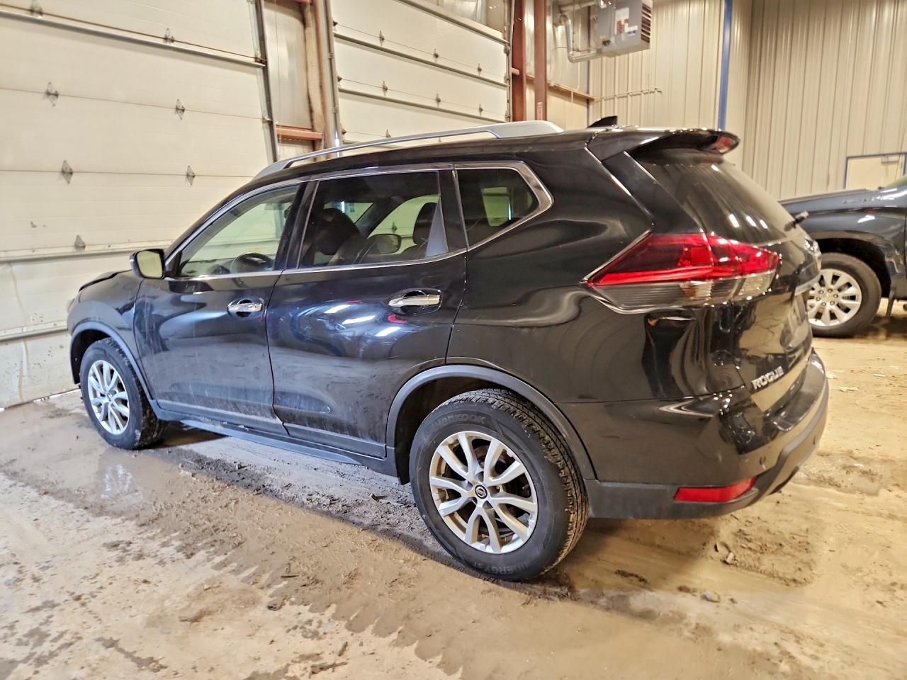 2020 NISSAN ROGUE SV photo 4