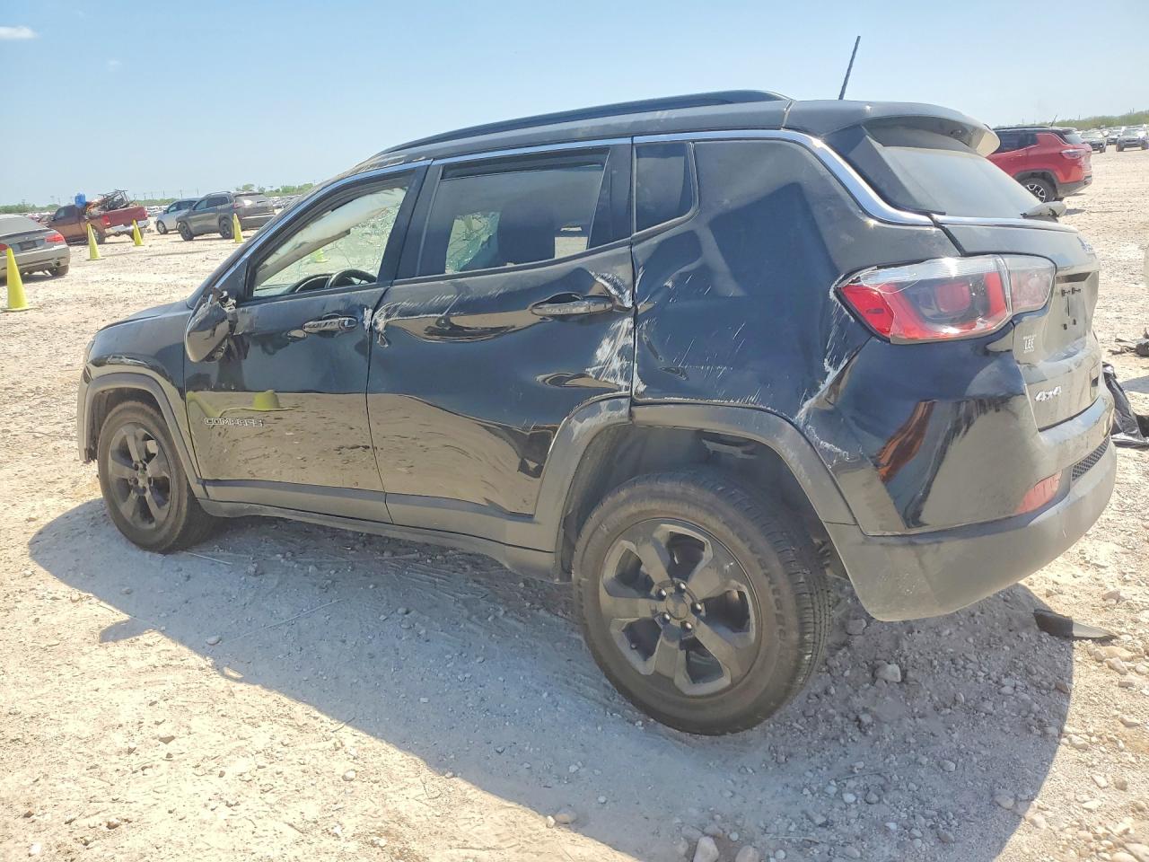 2019 JEEP COMPASS LATITUDE photo 4