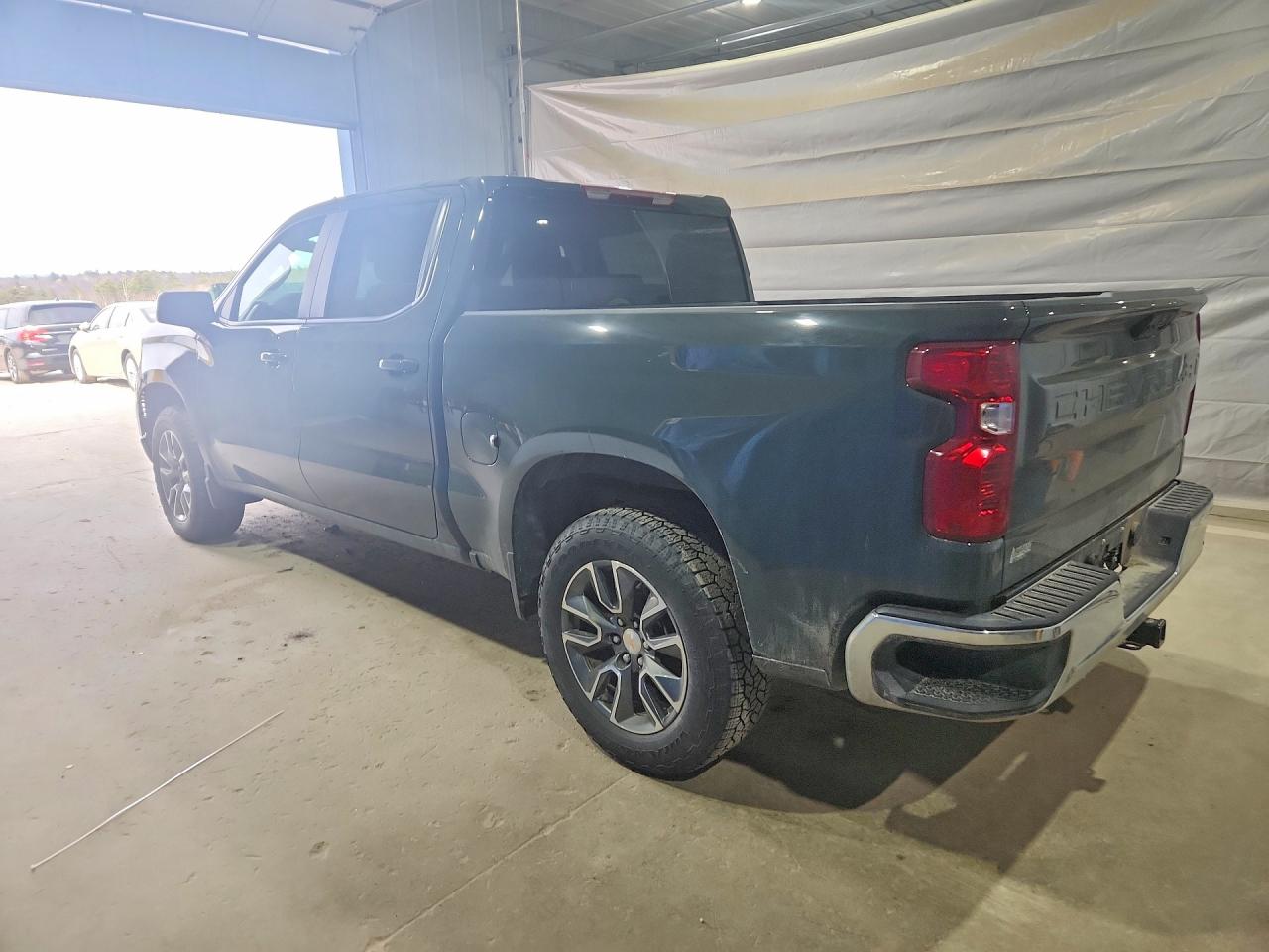 2025 CHEVROLET SILVERADO K1500 LT-L photo 3