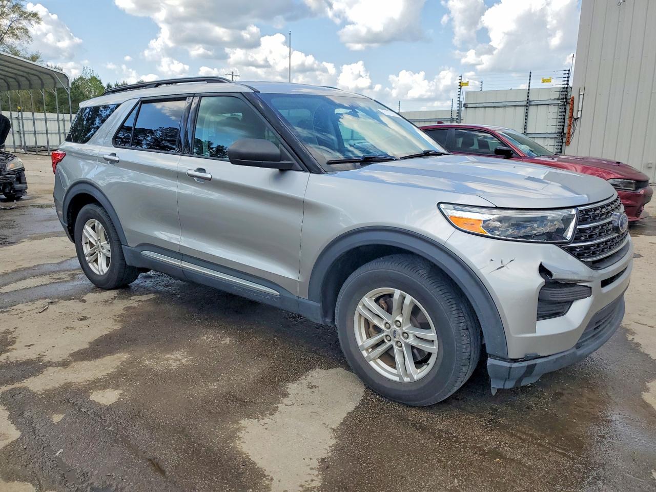 2021 FORD EXPLORER XLT photo 7