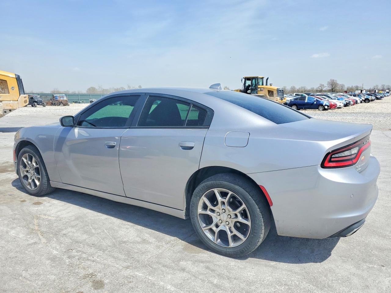 2015 DODGE CHARGER SXT photo 4