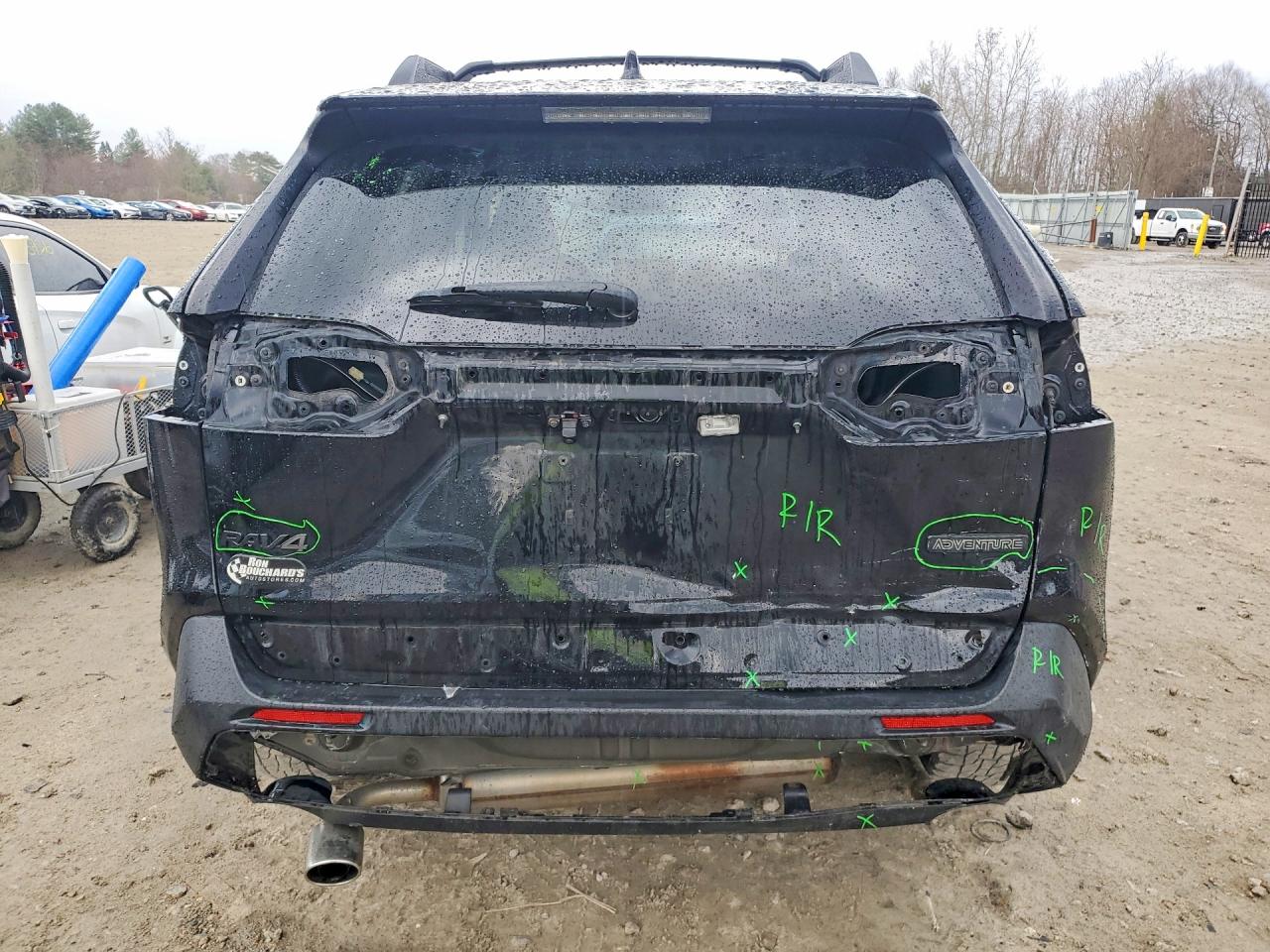 2019 TOYOTA RAV4 ADVENTURE photo 16