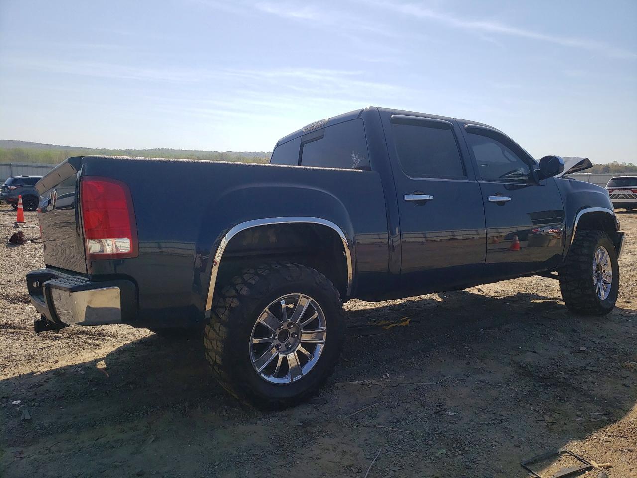 2007 GMC NEW SIERRA K1500 photo 5