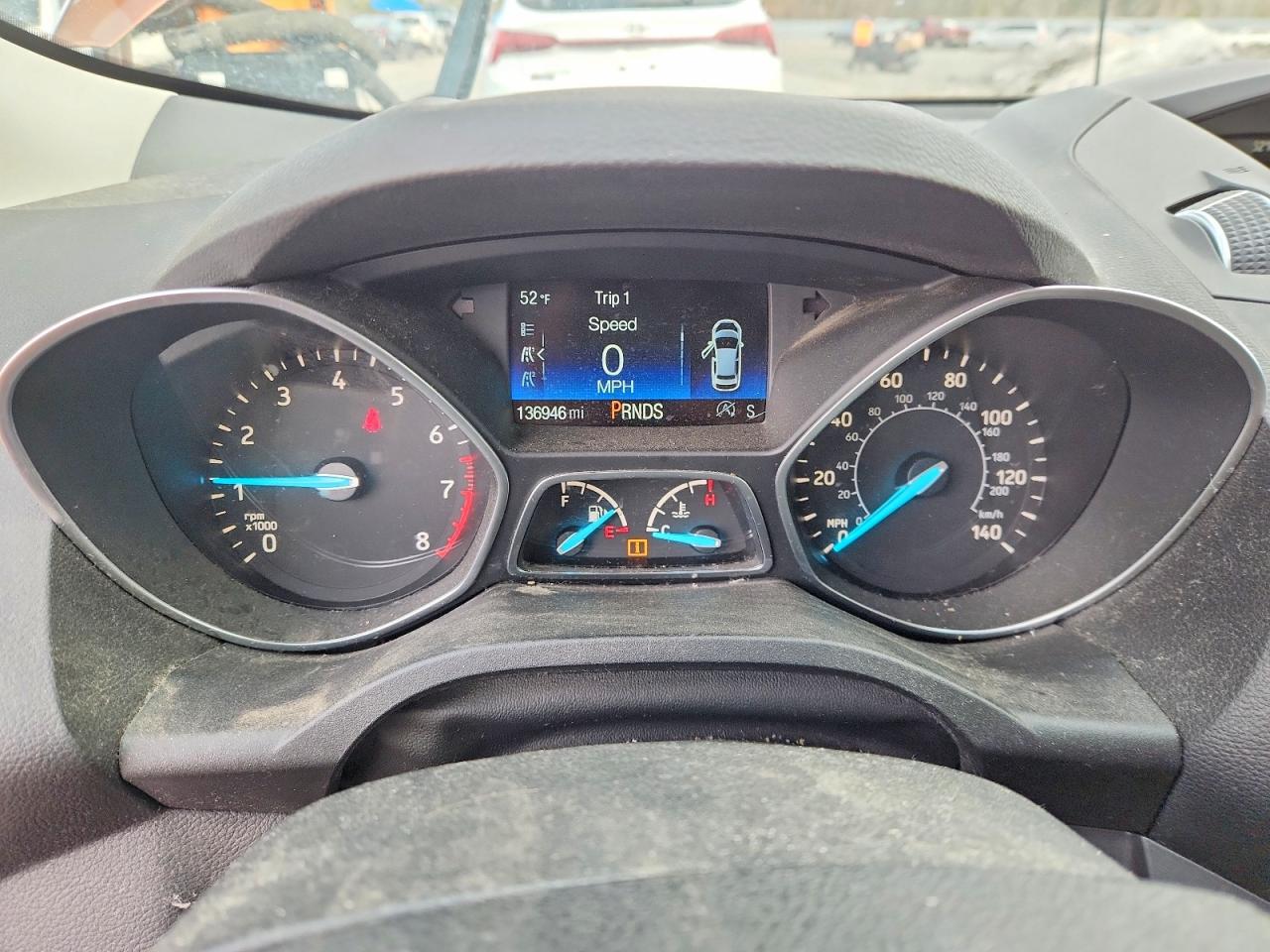 2017 FORD ESCAPE SE photo 9