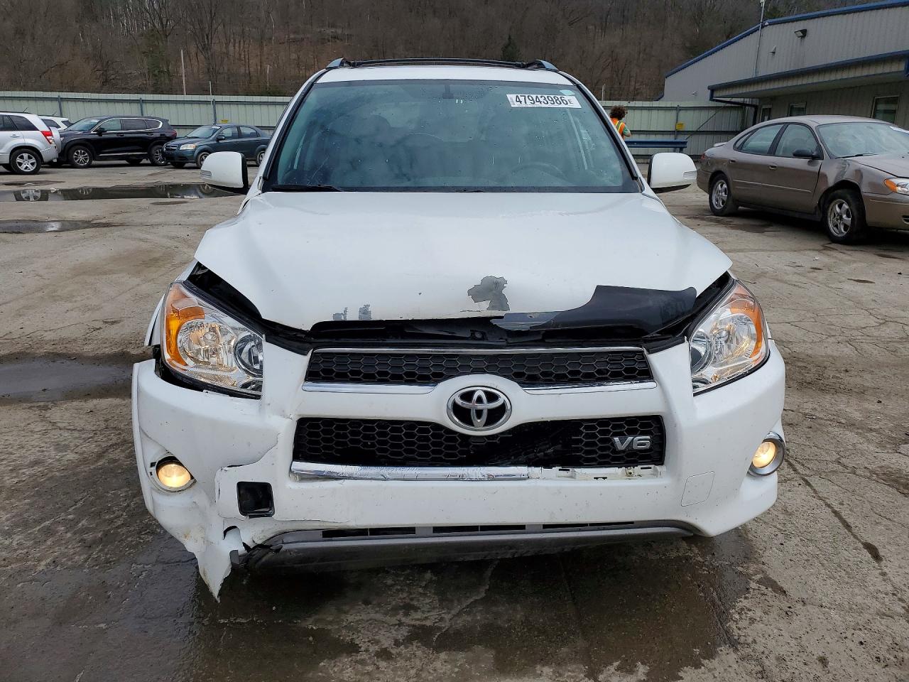 2011 TOYOTA RAV4 LIMITED photo 5