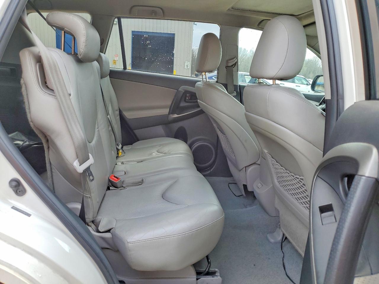 2011 TOYOTA RAV4 LIMITED photo 11