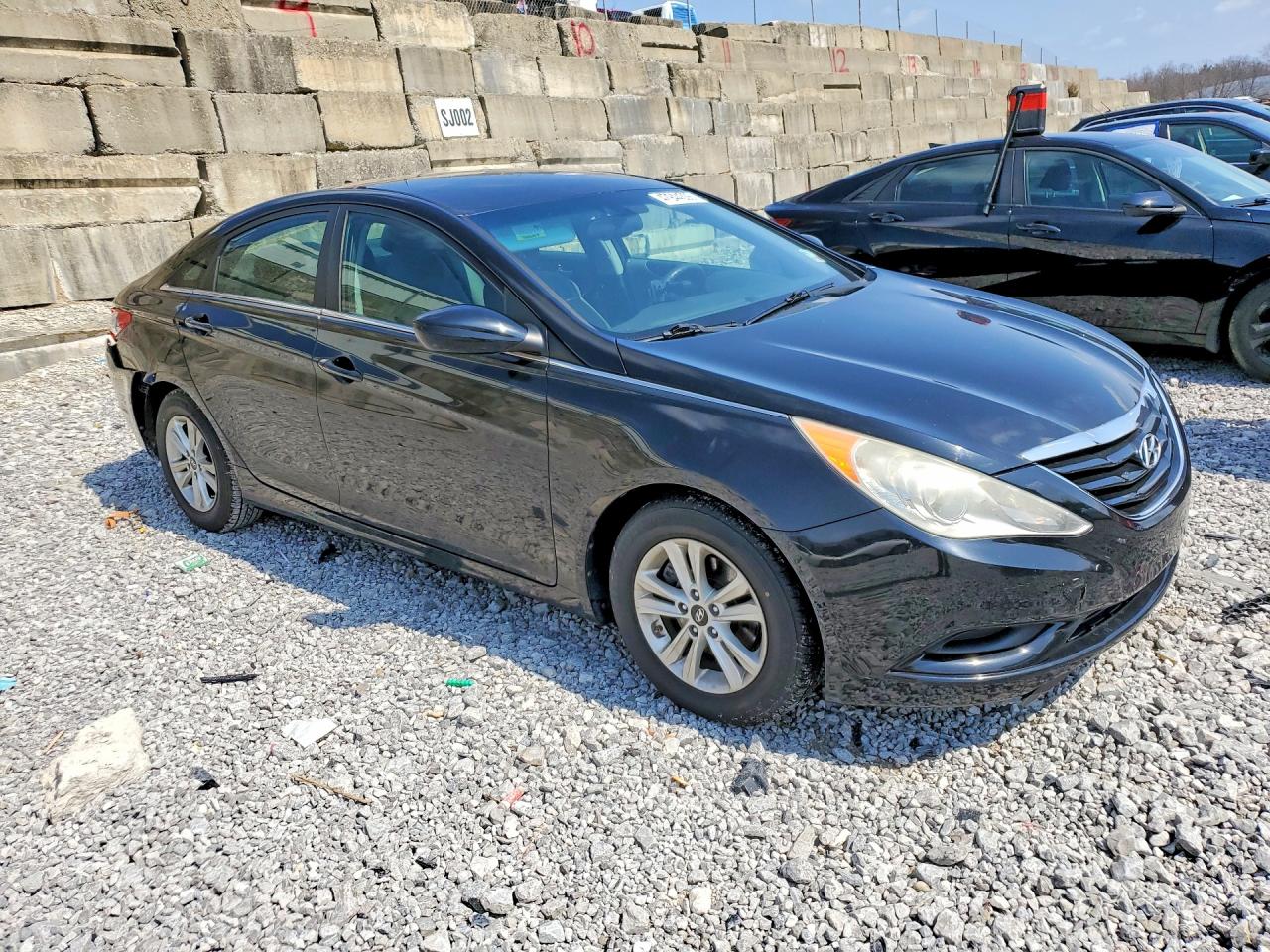 2013 HYUNDAI SONATA GLS photo 4