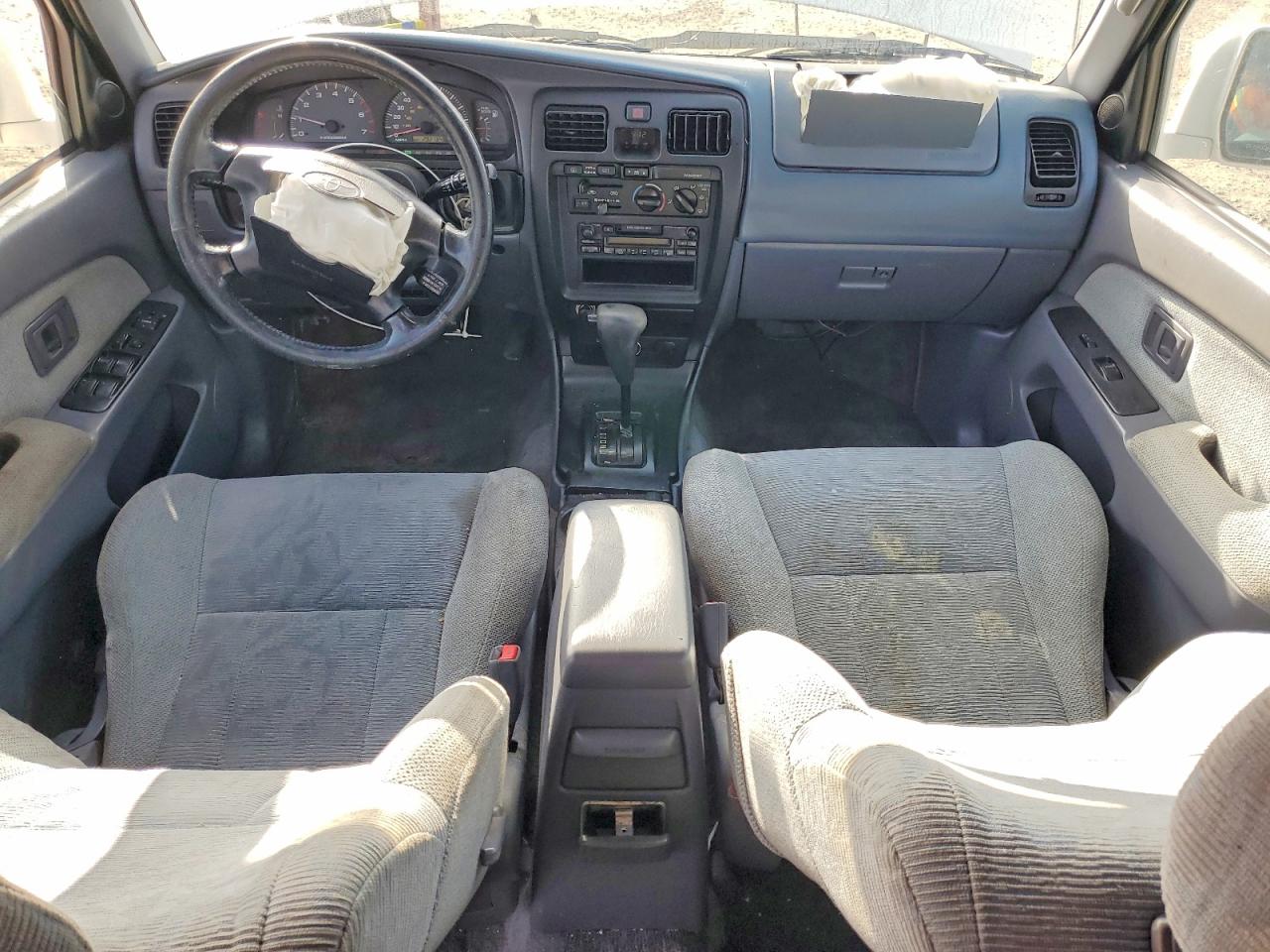 1999 TOYOTA 4RUNNER SR5 photo 15
