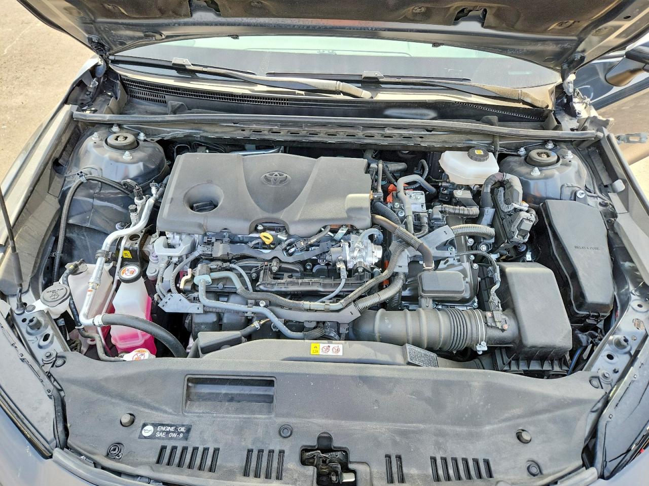2025 TOYOTA CAMRY SE photo 31