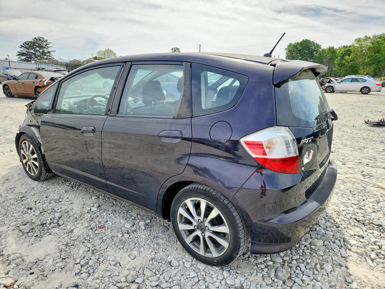 2013 HONDA FIT SPORT photo 2