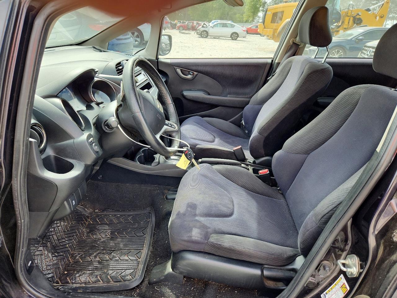2013 HONDA FIT SPORT photo 7