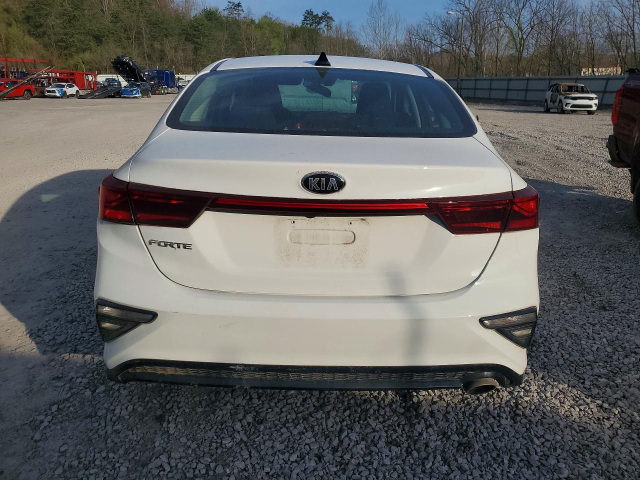2019 KIA FORTE LXS photo 6