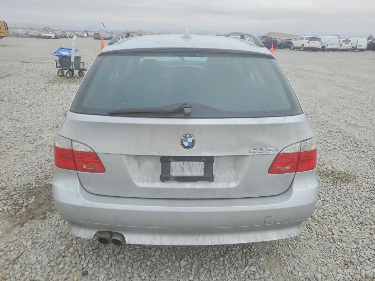 2010 BMW 535 XI photo 16