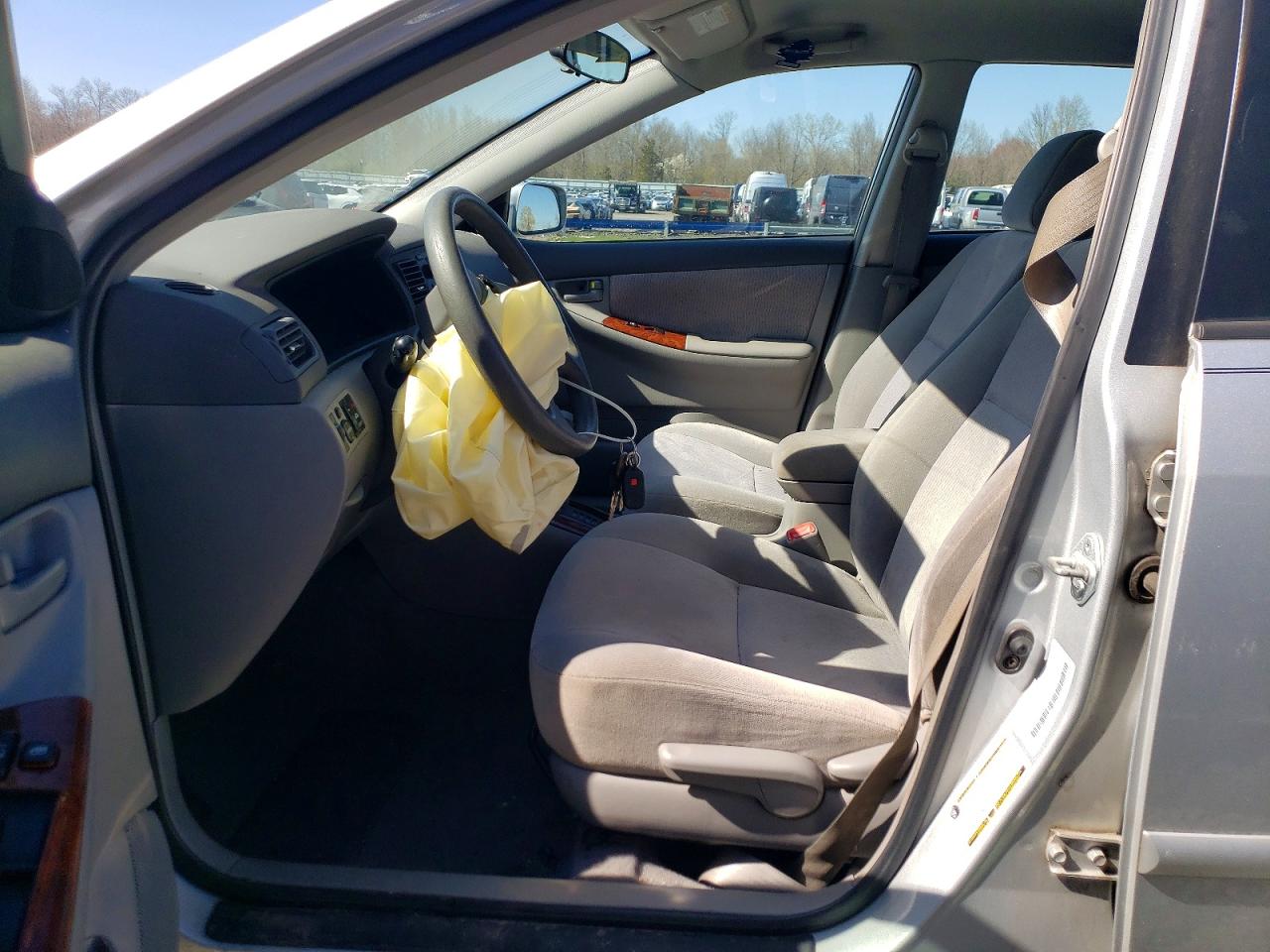 2006 TOYOTA COROLLA LE photo 13