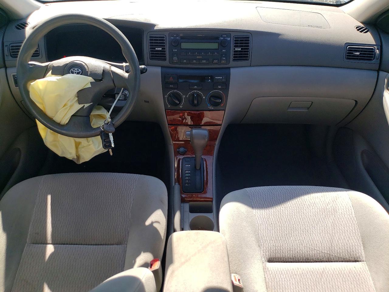 2006 TOYOTA COROLLA LE photo 15
