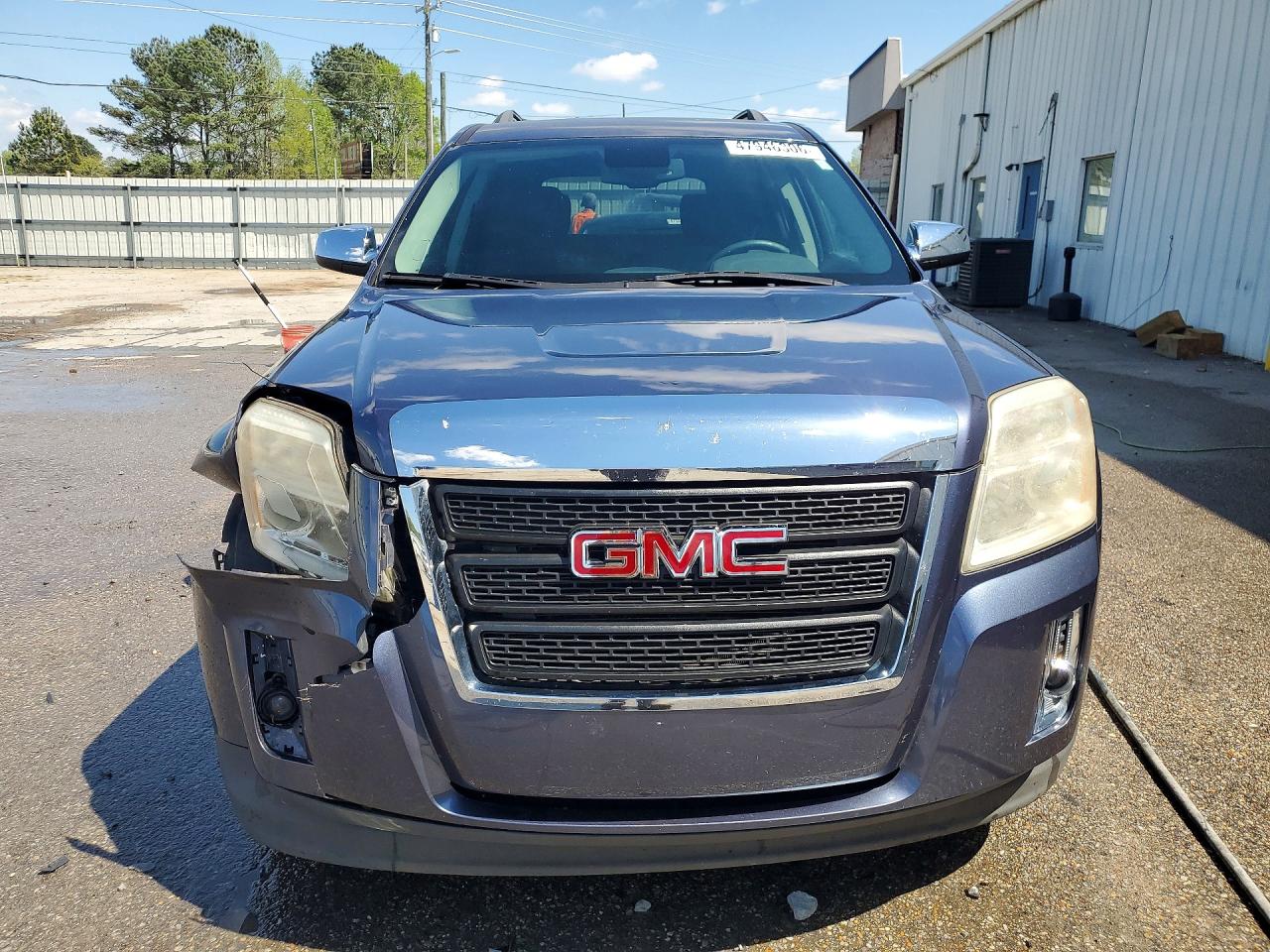 2013 GMC TERRAIN SLE photo 9