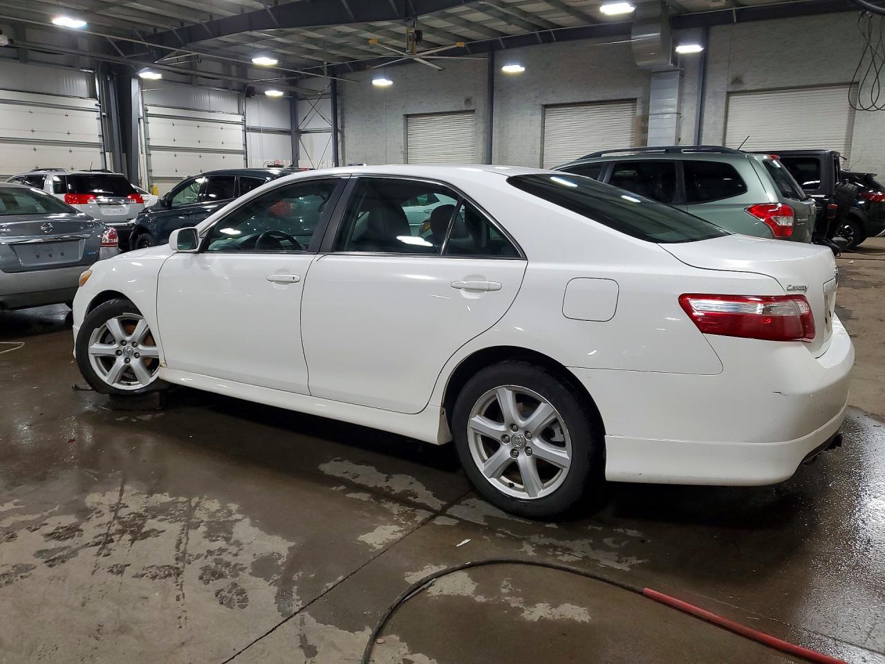 2009 TOYOTA CAMRY SE V6 photo 3