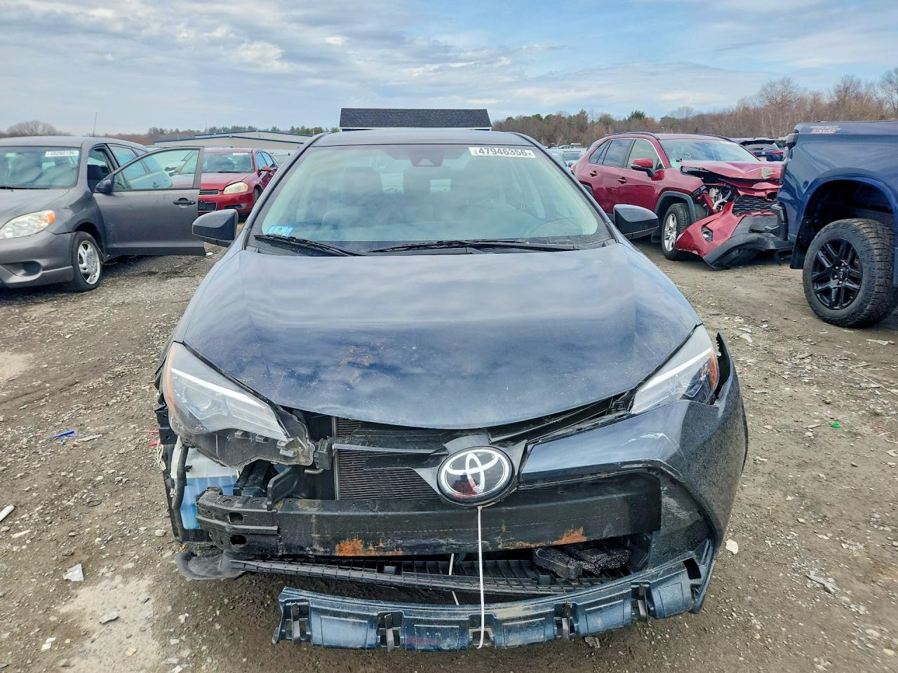 2018 TOYOTA COROLLA LE photo 5