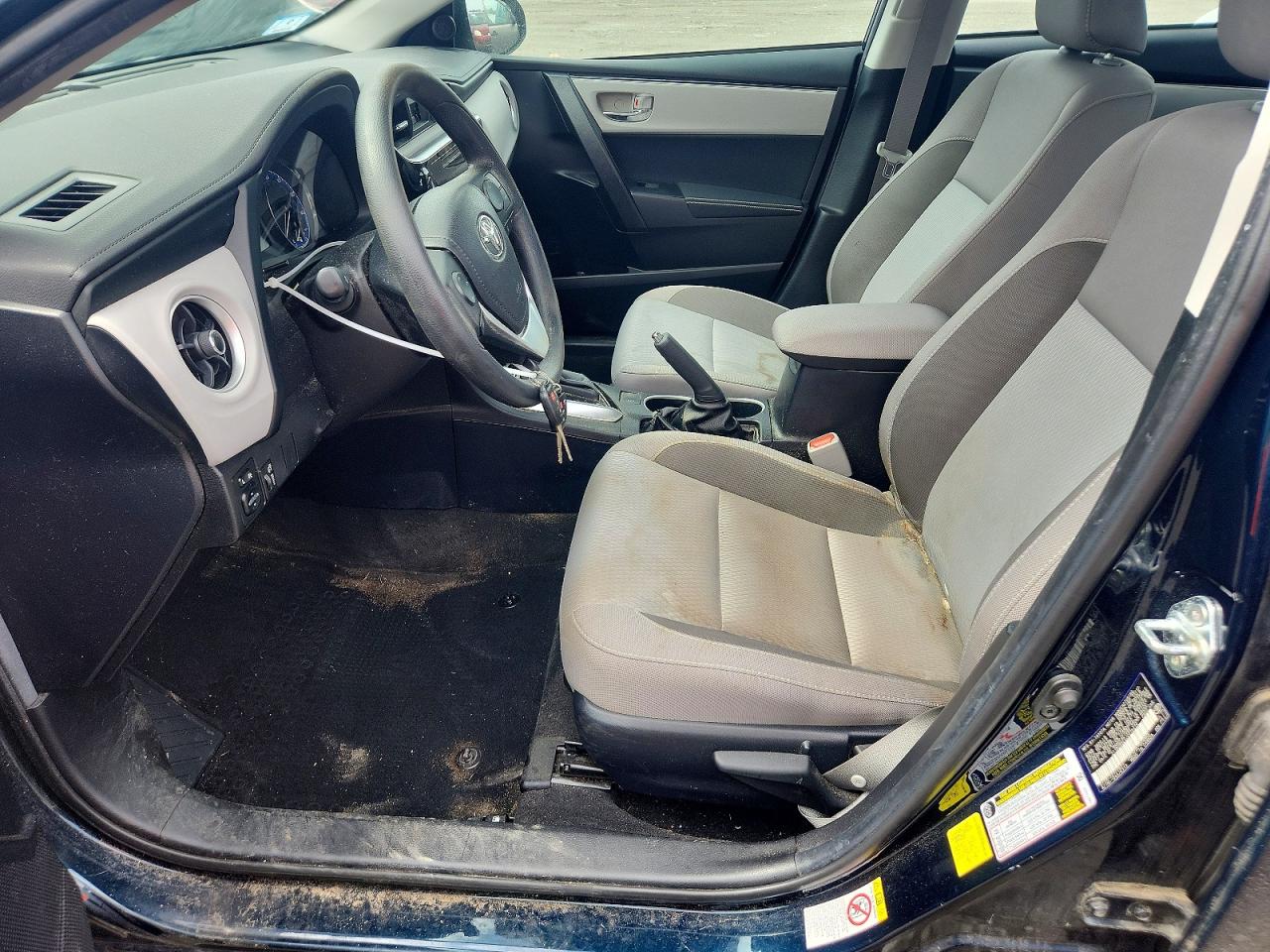 2018 TOYOTA COROLLA LE photo 7