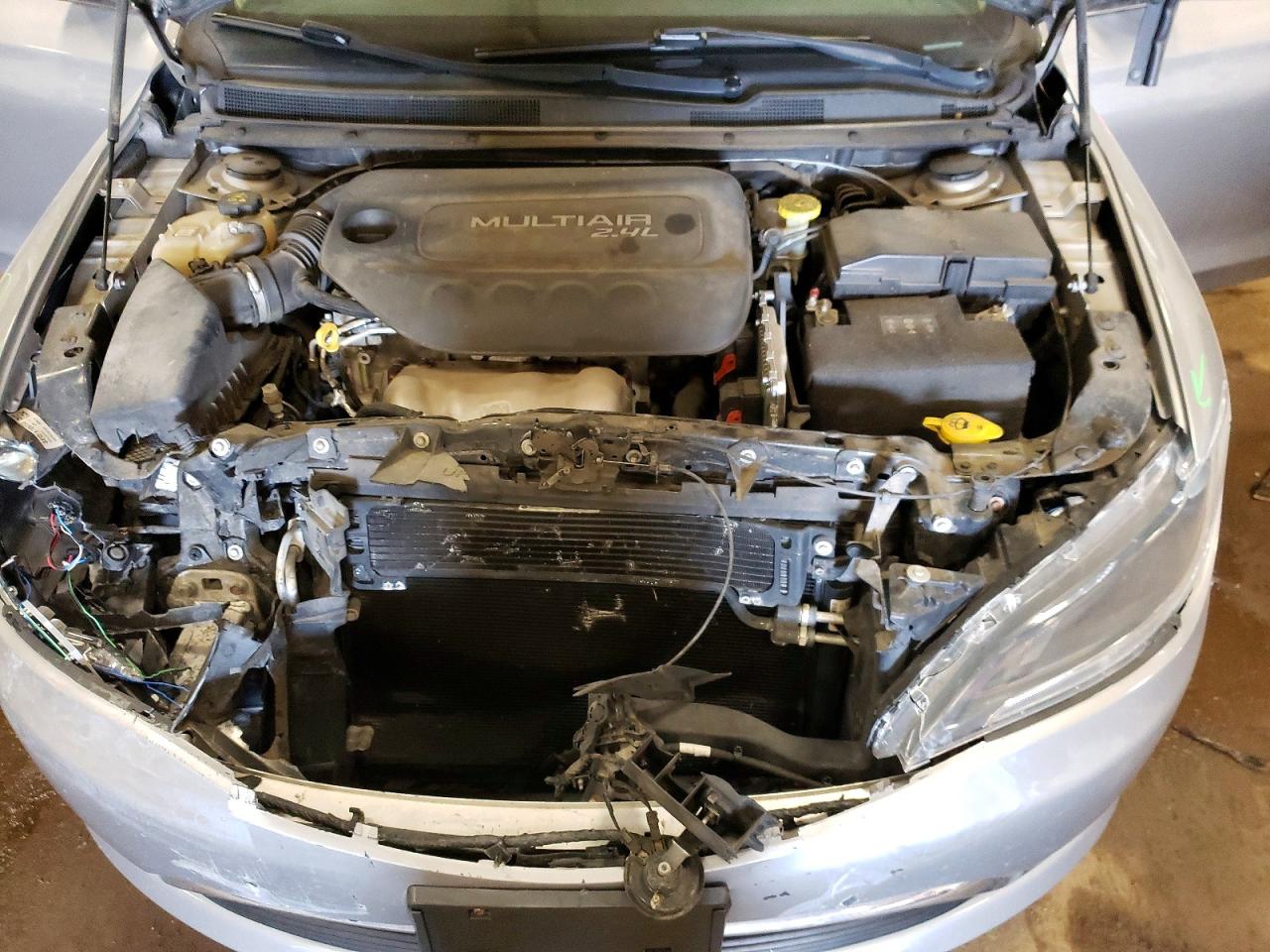 2016 CHRYSLER 200 LIMITED photo 31