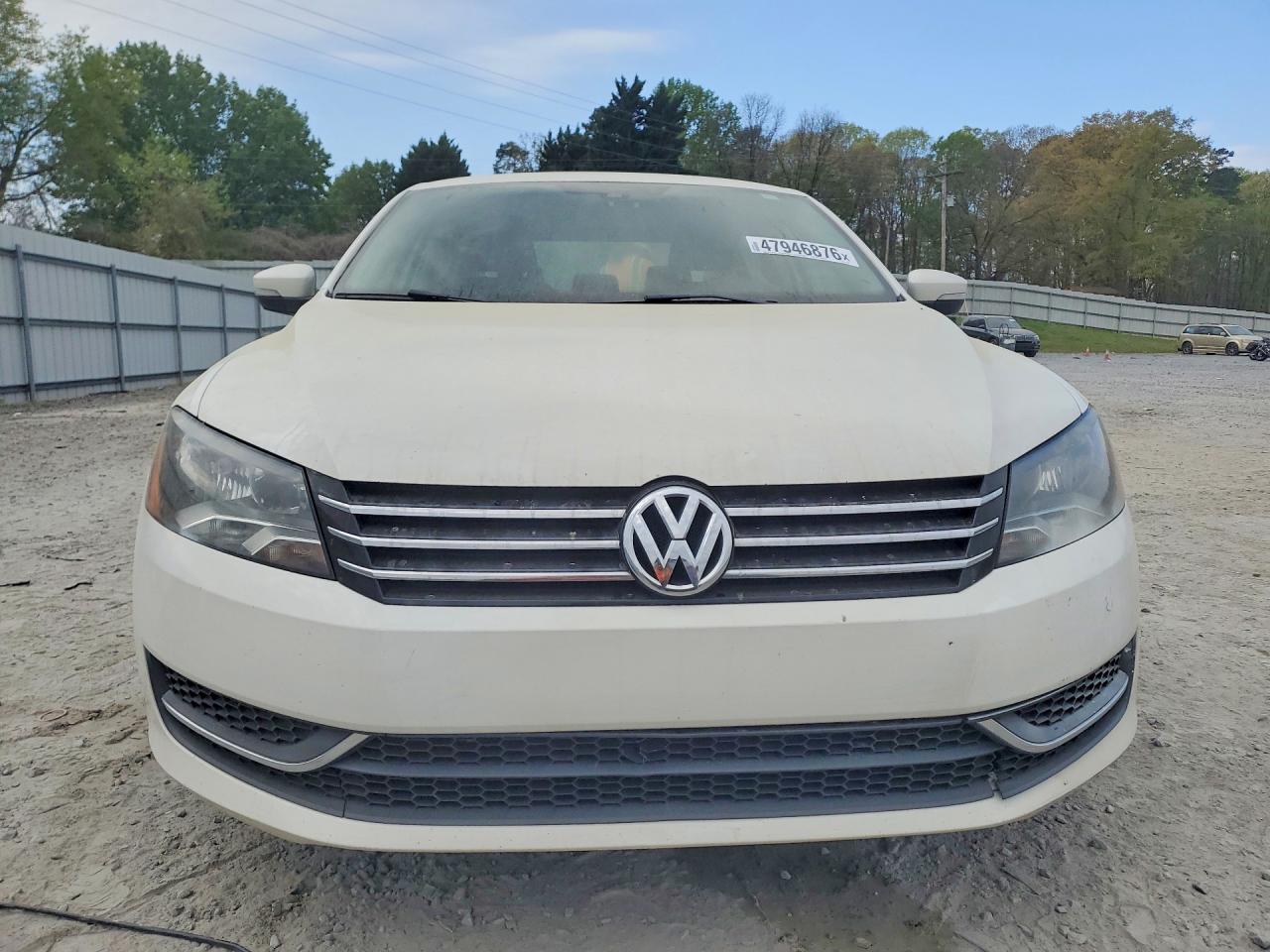 2014 VOLKSWAGEN PASSAT S photo 13