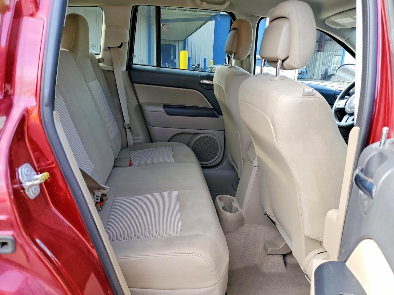 2016 JEEP COMPASS SPORT photo 11