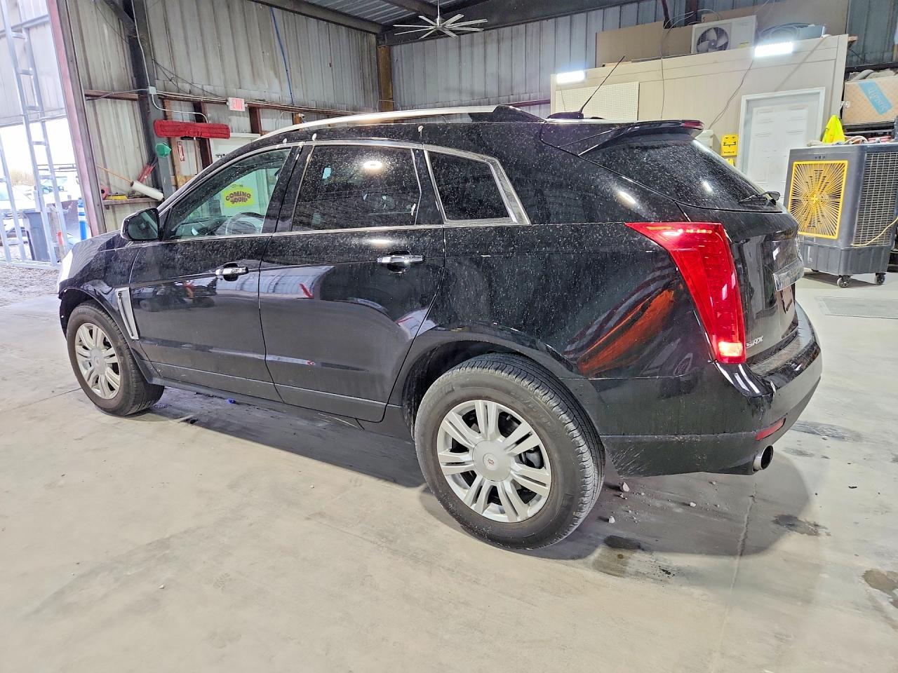 2016 CADILLAC SRX LUXURY COLLECTION photo 2