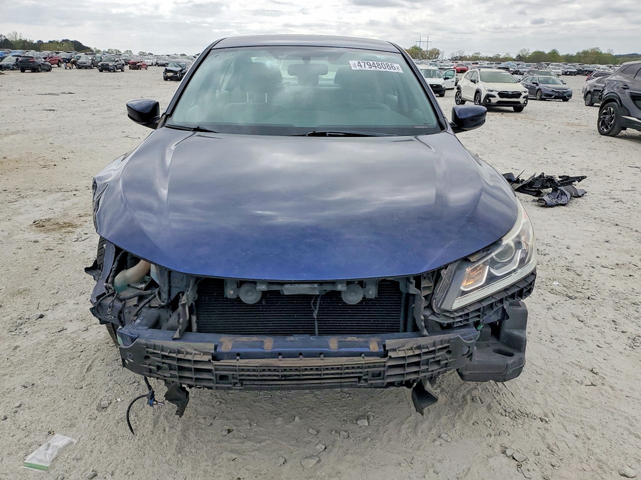 2017 HONDA ACCORD LX photo 13