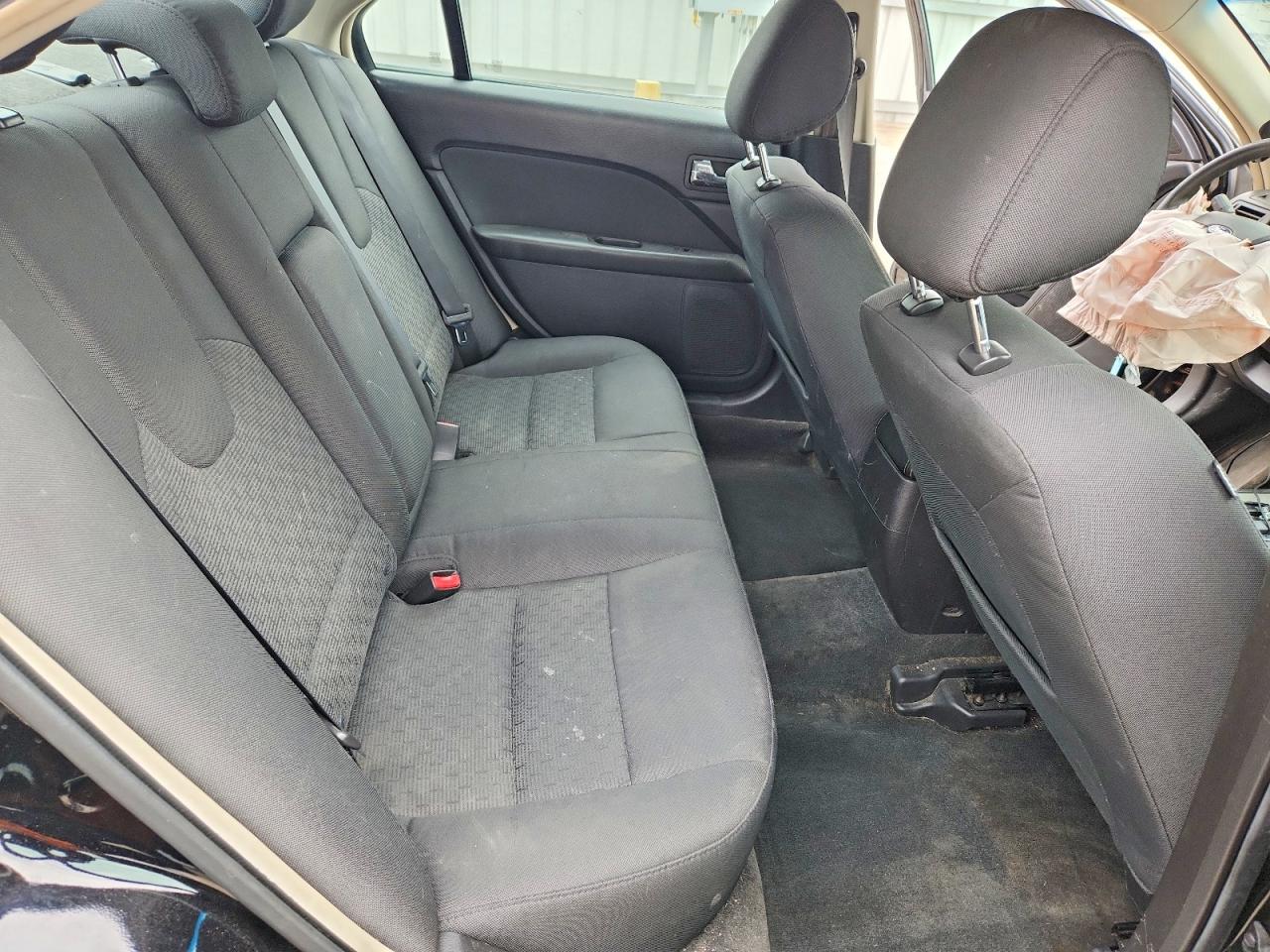 2012 FORD FUSION SE photo 28