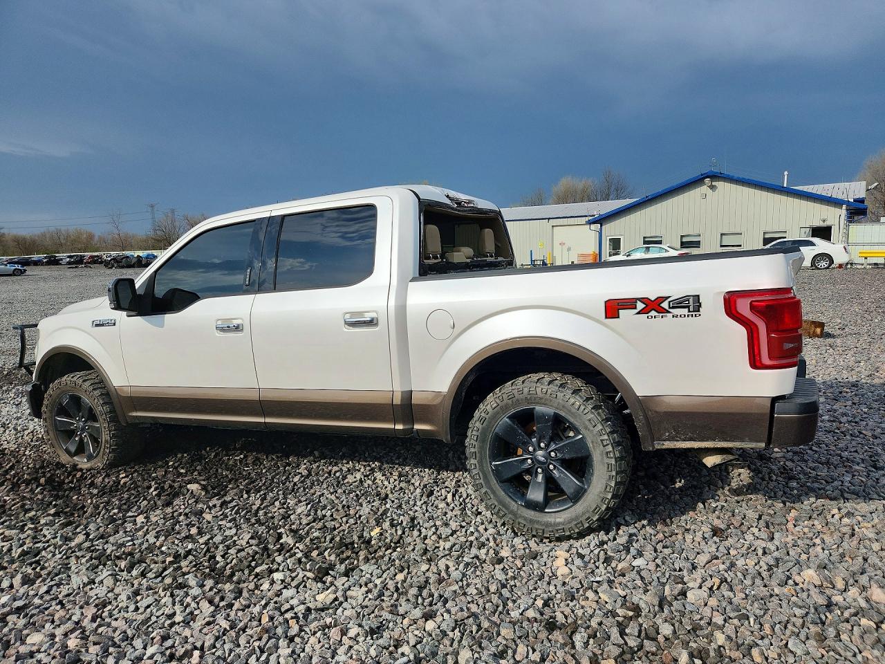 2016 FORD F150 SUPERCREW photo 2
