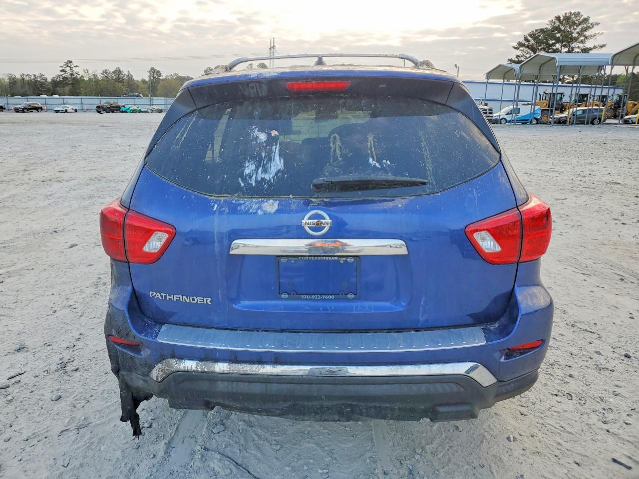 2017 NISSAN PATHFINDER S photo 16