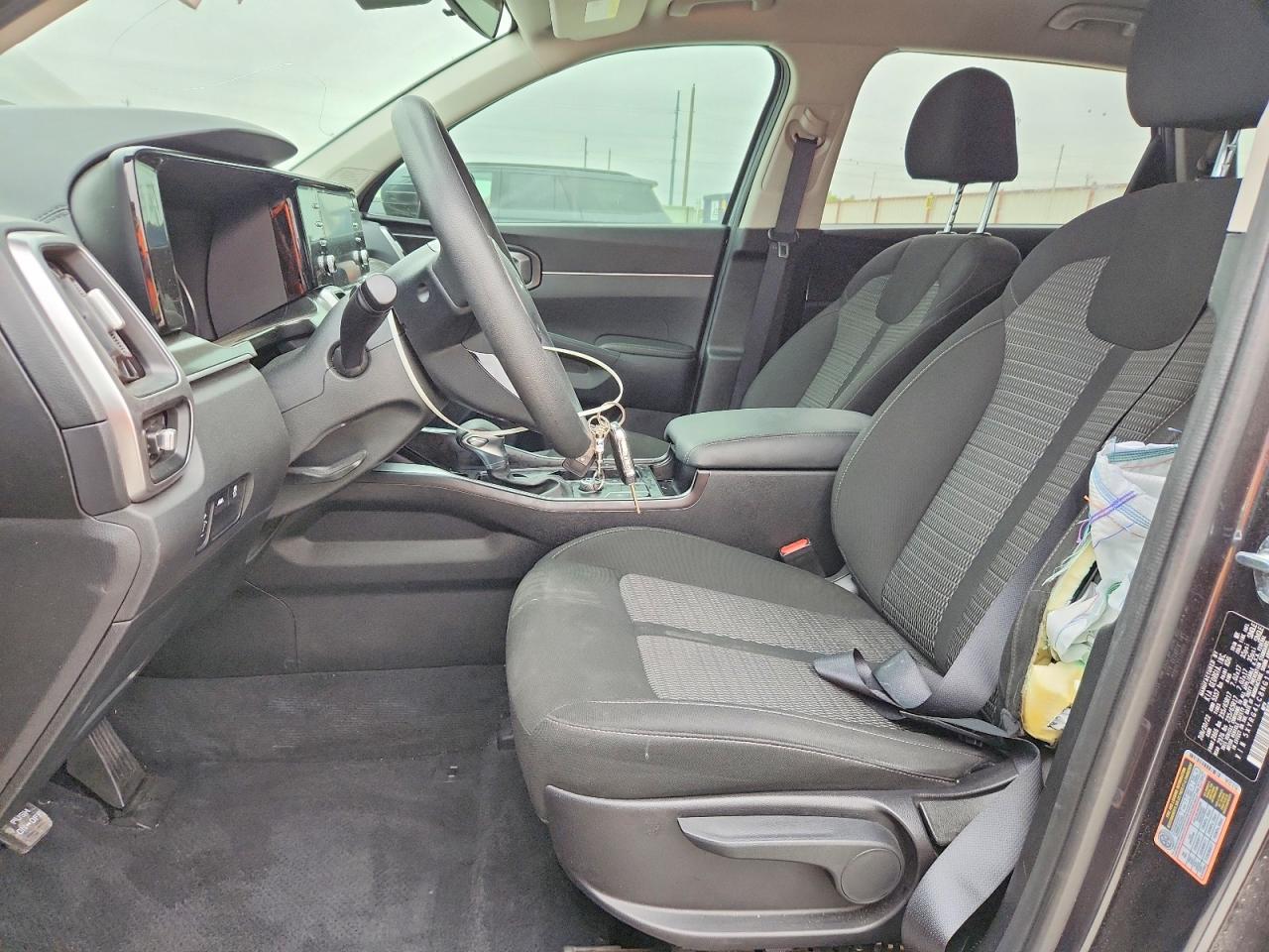 2022 KIA SORENTO LX photo 19
