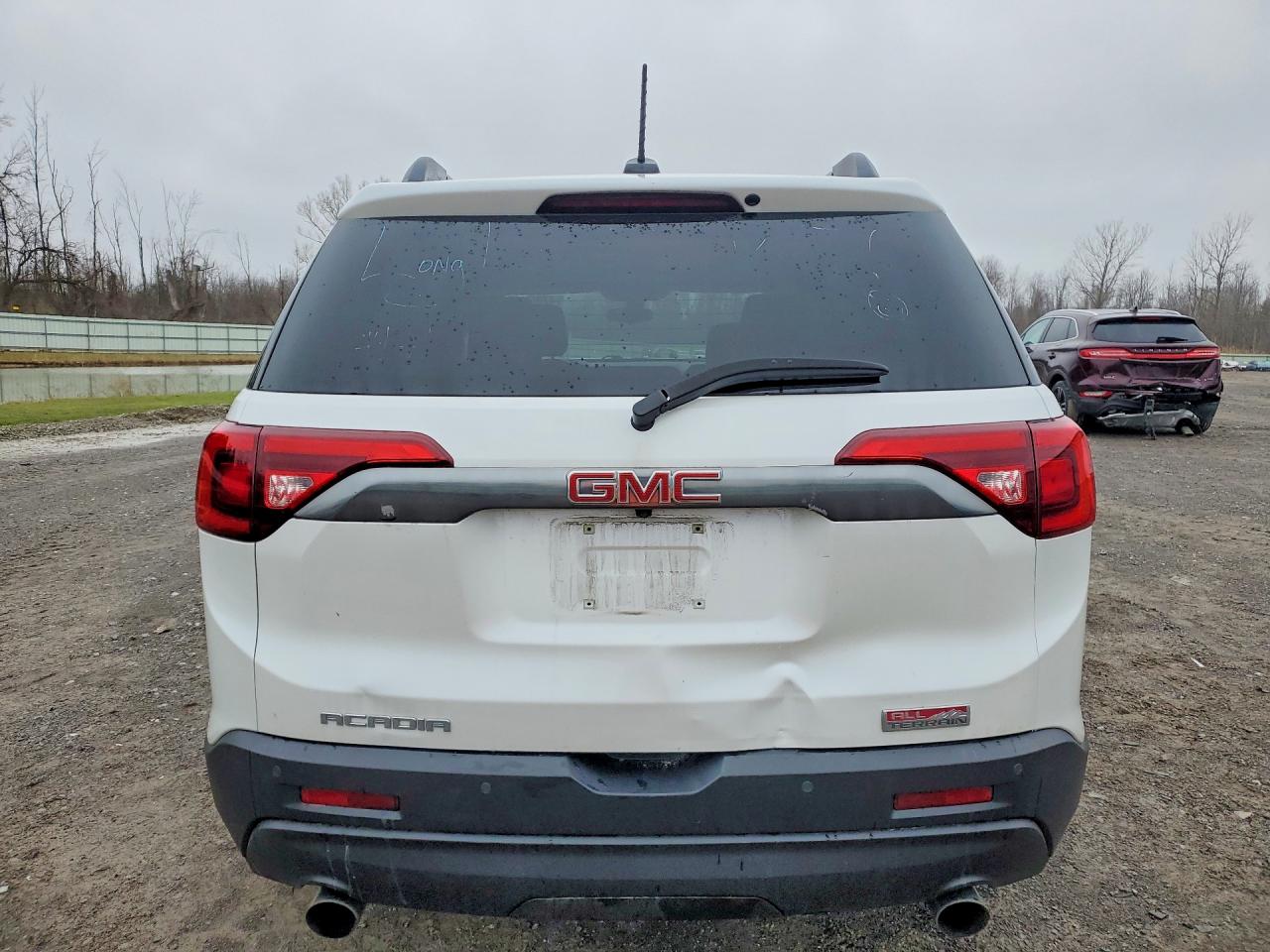 2019 GMC ACADIA ALL TERRAIN photo 11