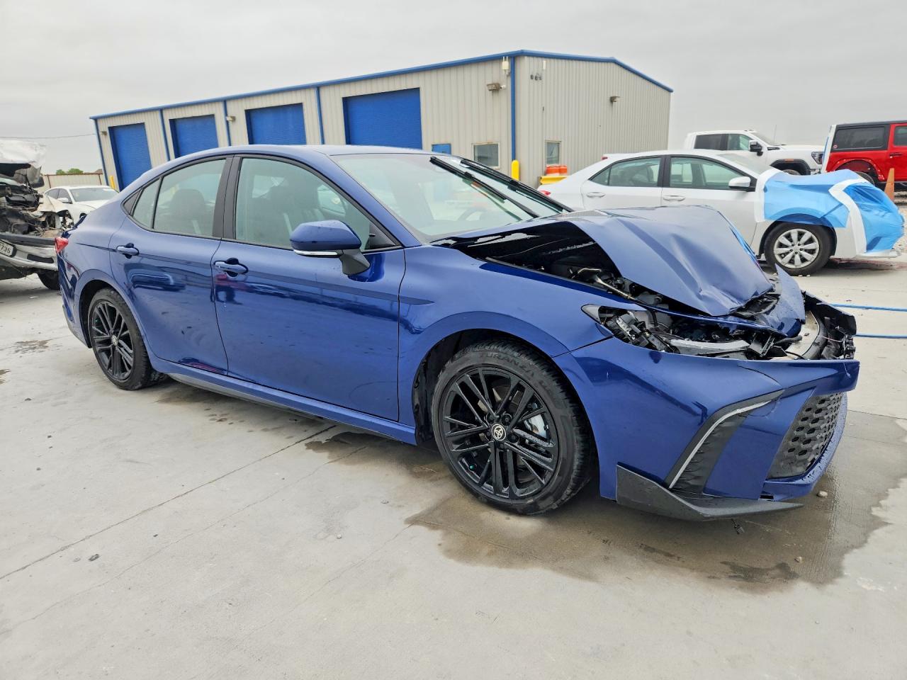 2025 TOYOTA CAMRY SE photo 7