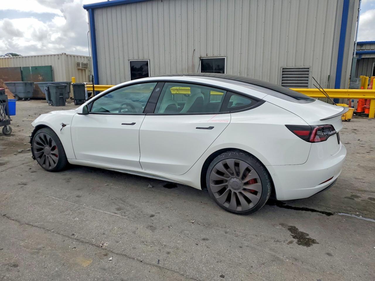 2022 TESLA MODEL 3 photo 3