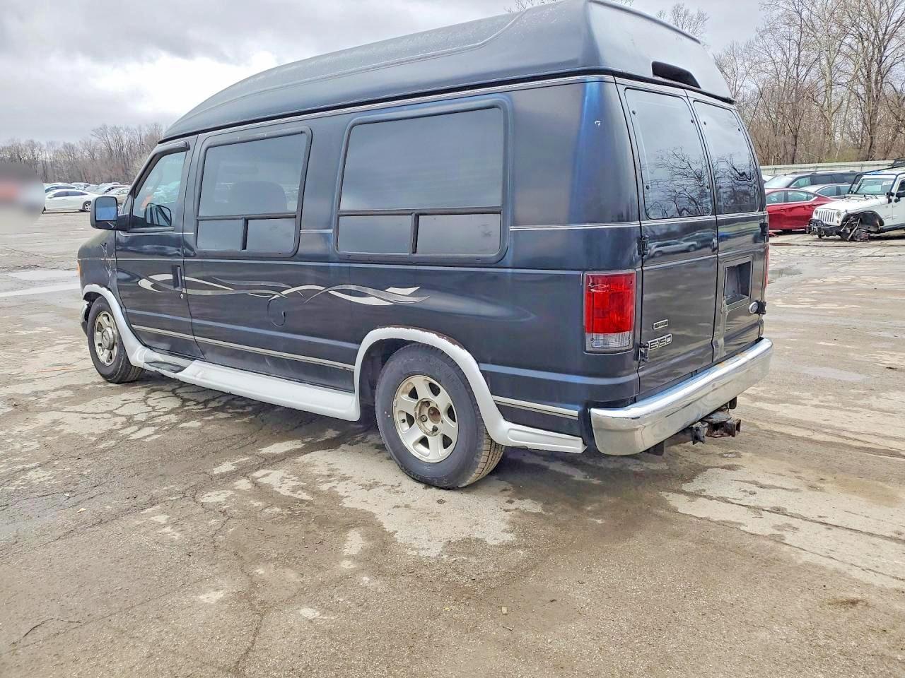 2005 FORD ECONOLINE E150 VAN photo 4
