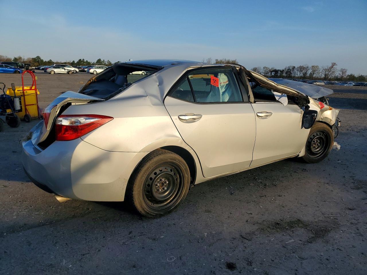 2014 TOYOTA COROLLA LE PLUS photo 3