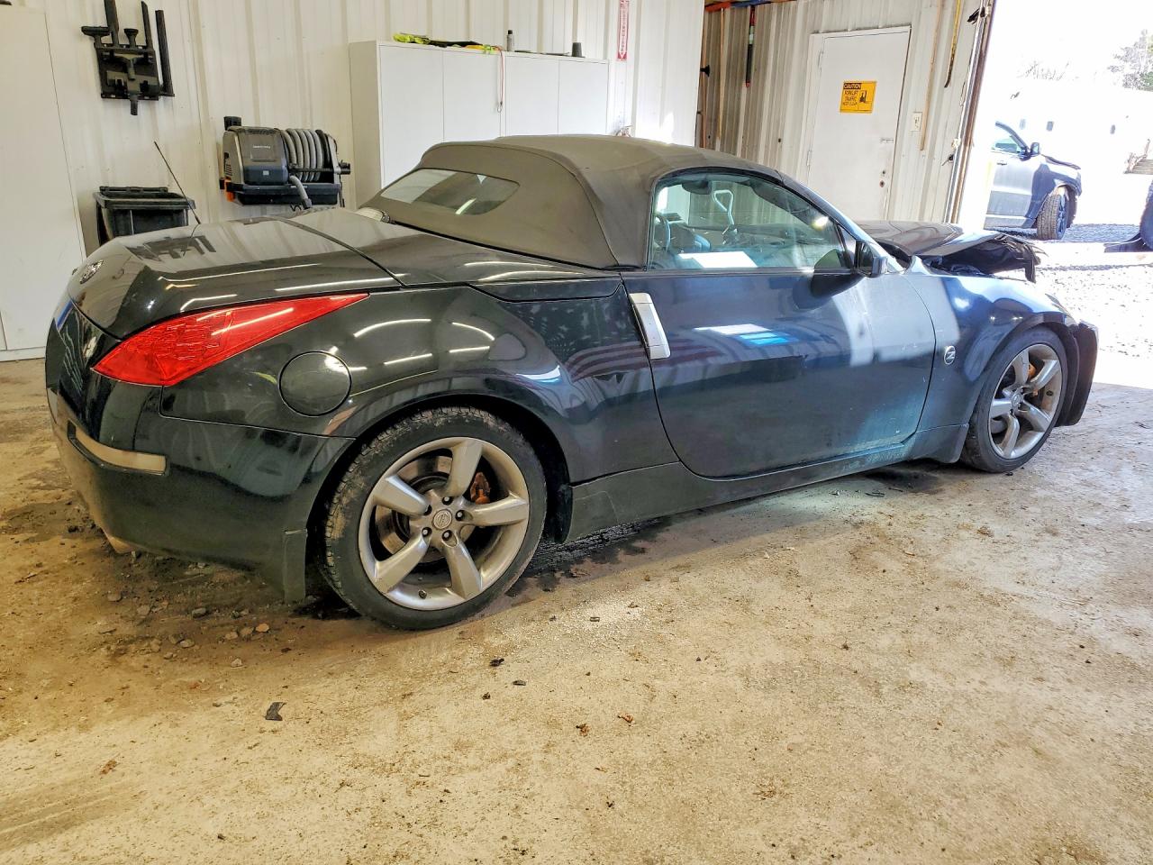 2007 NISSAN 350Z photo 3