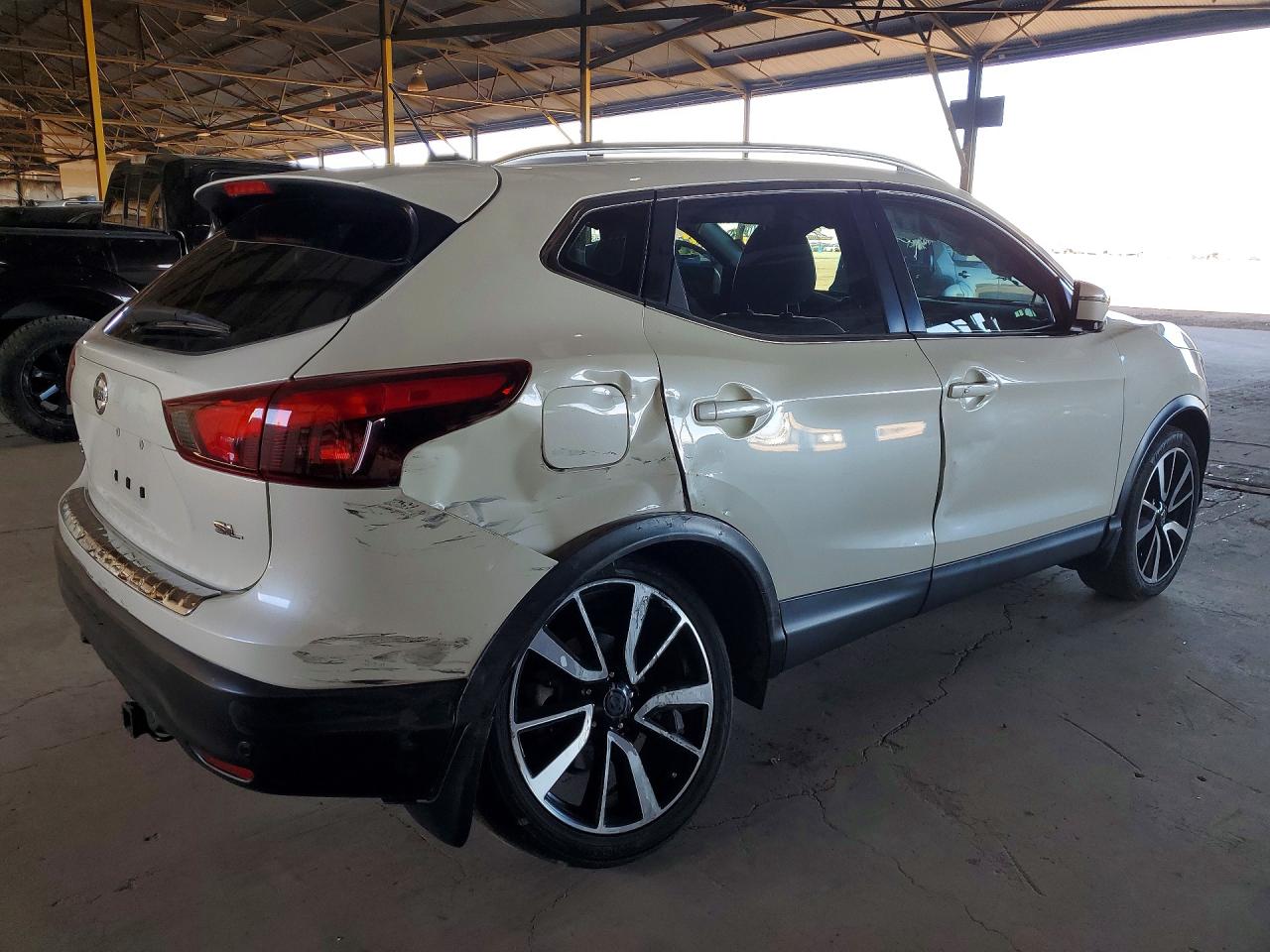 2019 NISSAN ROGUE SPORT SL photo 3