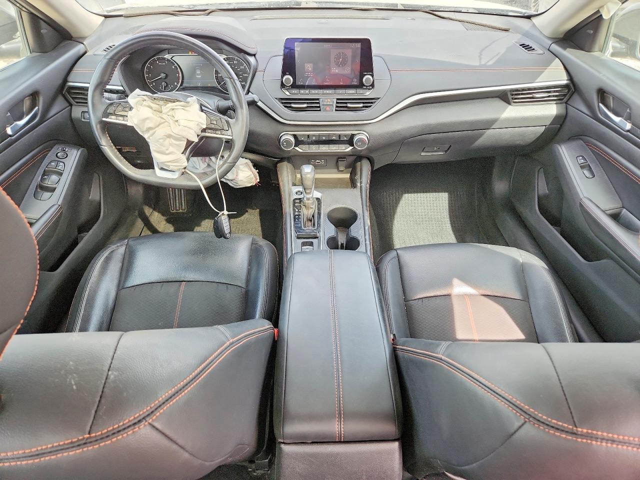 2019 NISSAN ALTIMA 2.5 SR photo 22